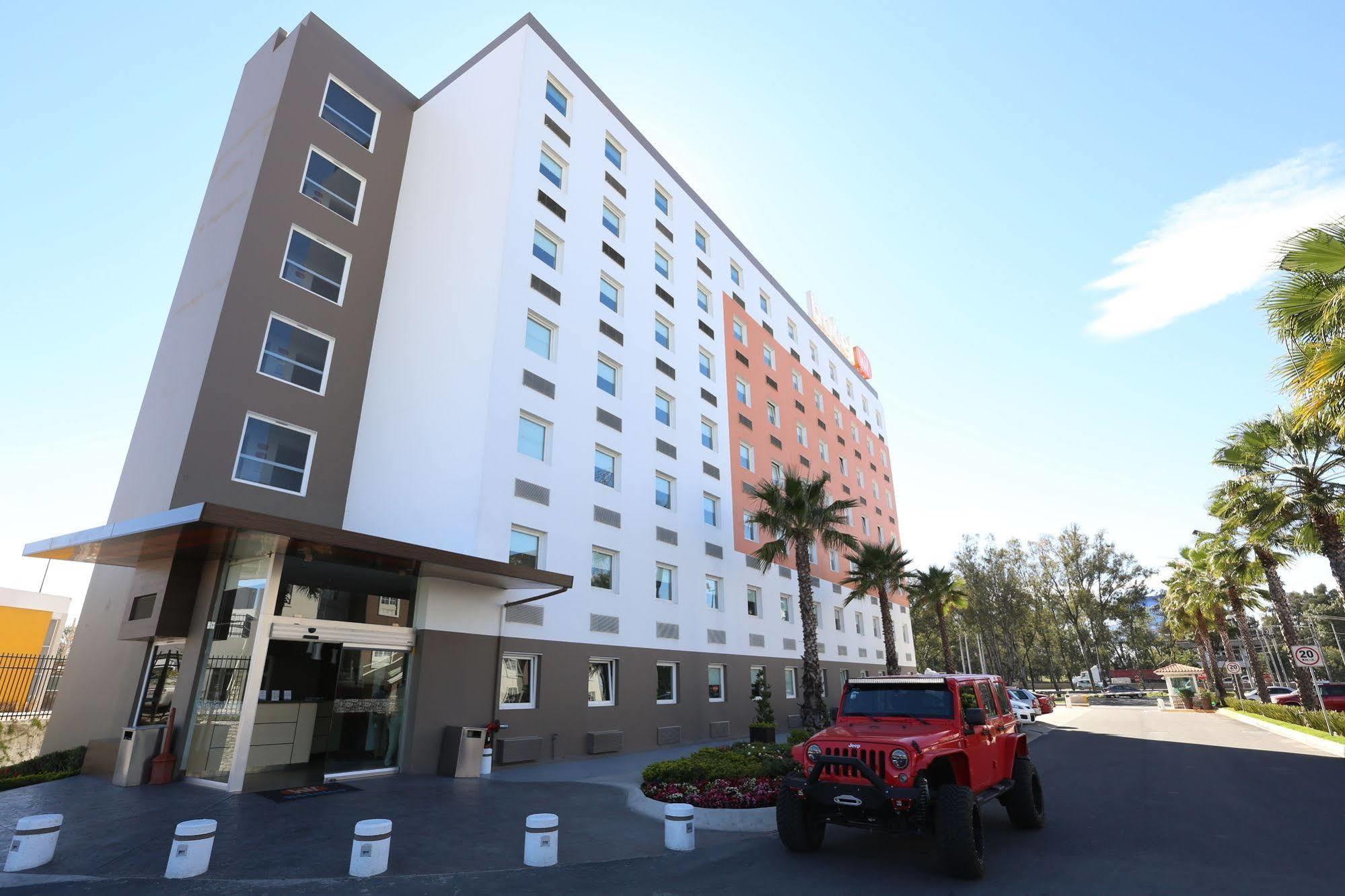 Hotel Hi! ซาโปปัน ภายนอก รูปภาพ